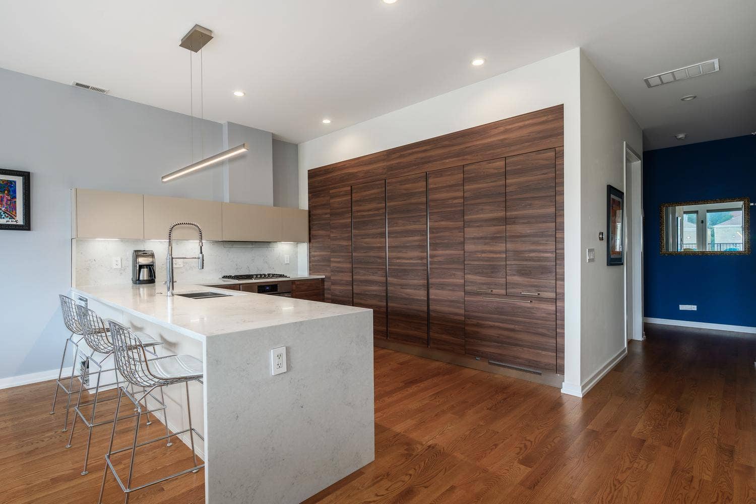 1433 N Ashland Avenue, #3NE, Chicago, IL 60622 1433 N Ashland Avenue, #3NE, Chicago, IL 60622