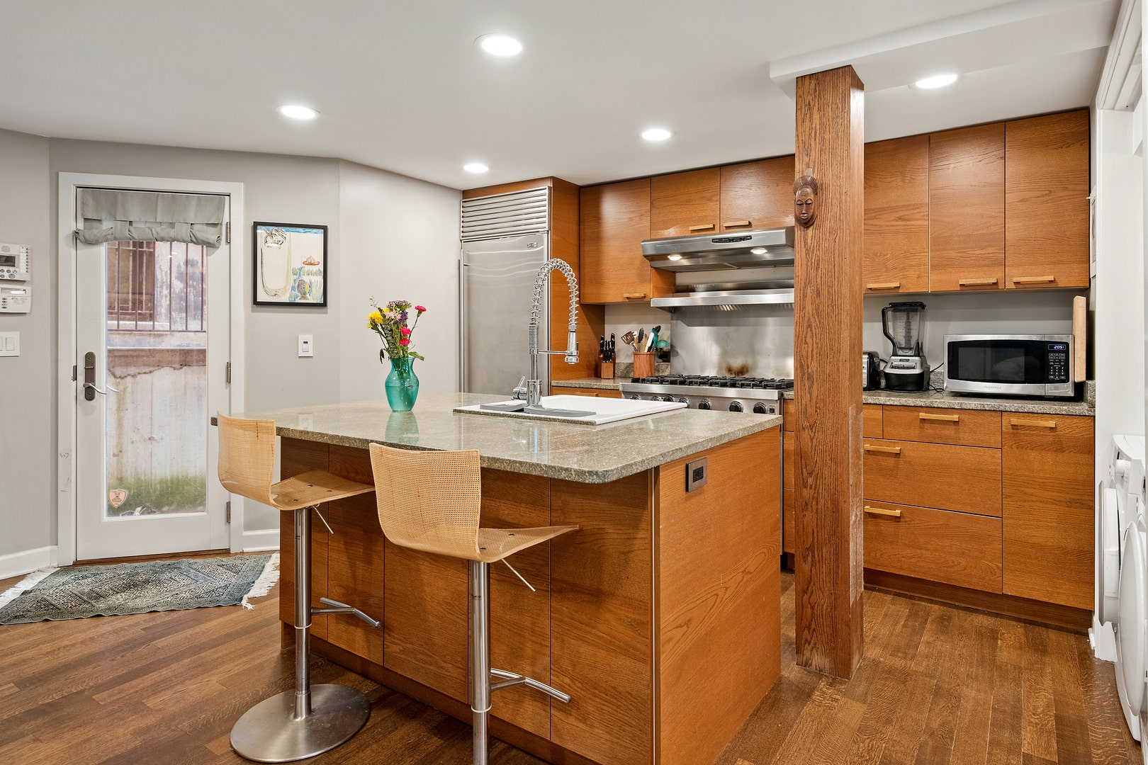 1646 N Leavitt Street, Chicago, IL 60647 1646 N Leavitt Street, Chicago, IL 60647