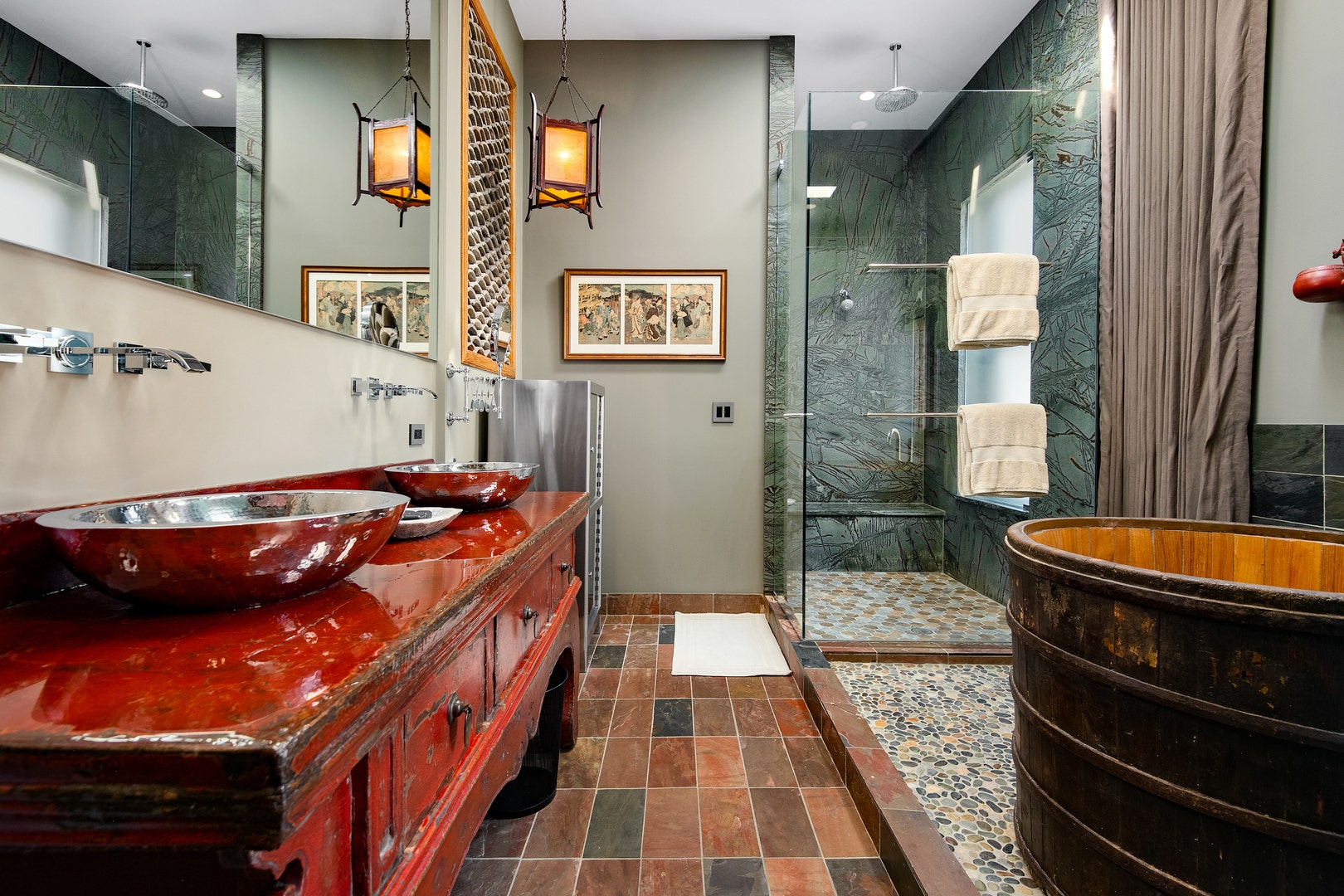 1646 N Leavitt Street, Chicago, IL 60647 1646 N Leavitt Street, Chicago, IL 60647