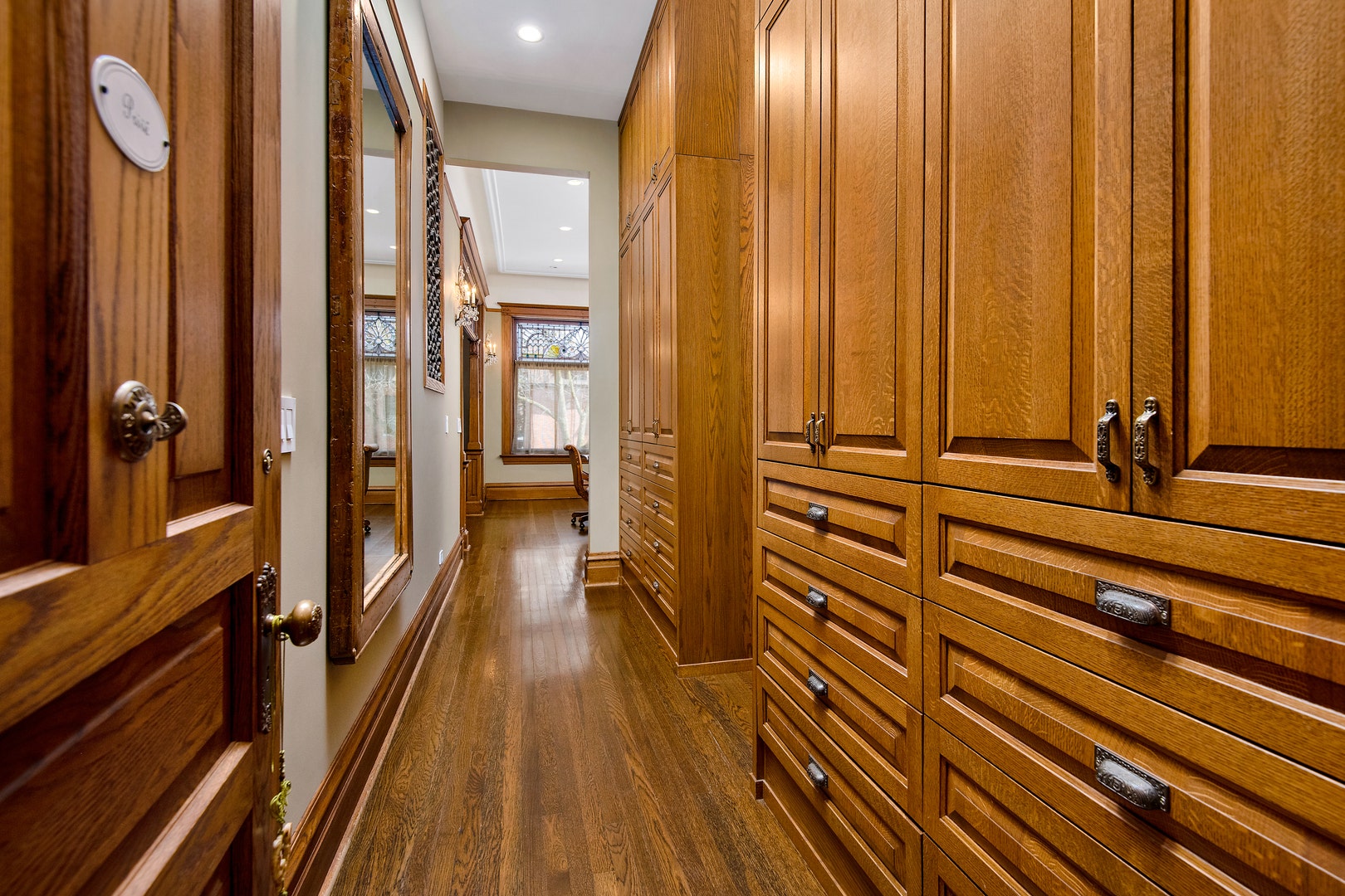 1646 N Leavitt Street, Chicago, IL 60647 1646 N Leavitt Street, Chicago, IL 60647