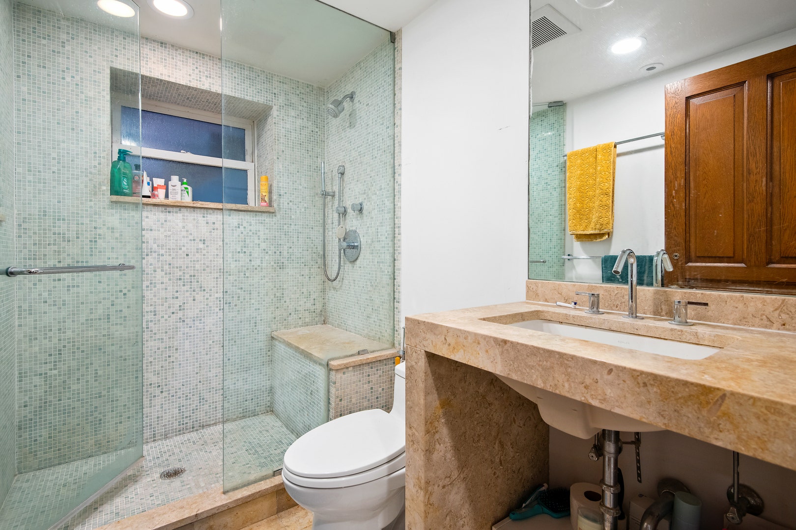 1646 N Leavitt Street, Chicago, IL 60647 1646 N Leavitt Street, Chicago, IL 60647
