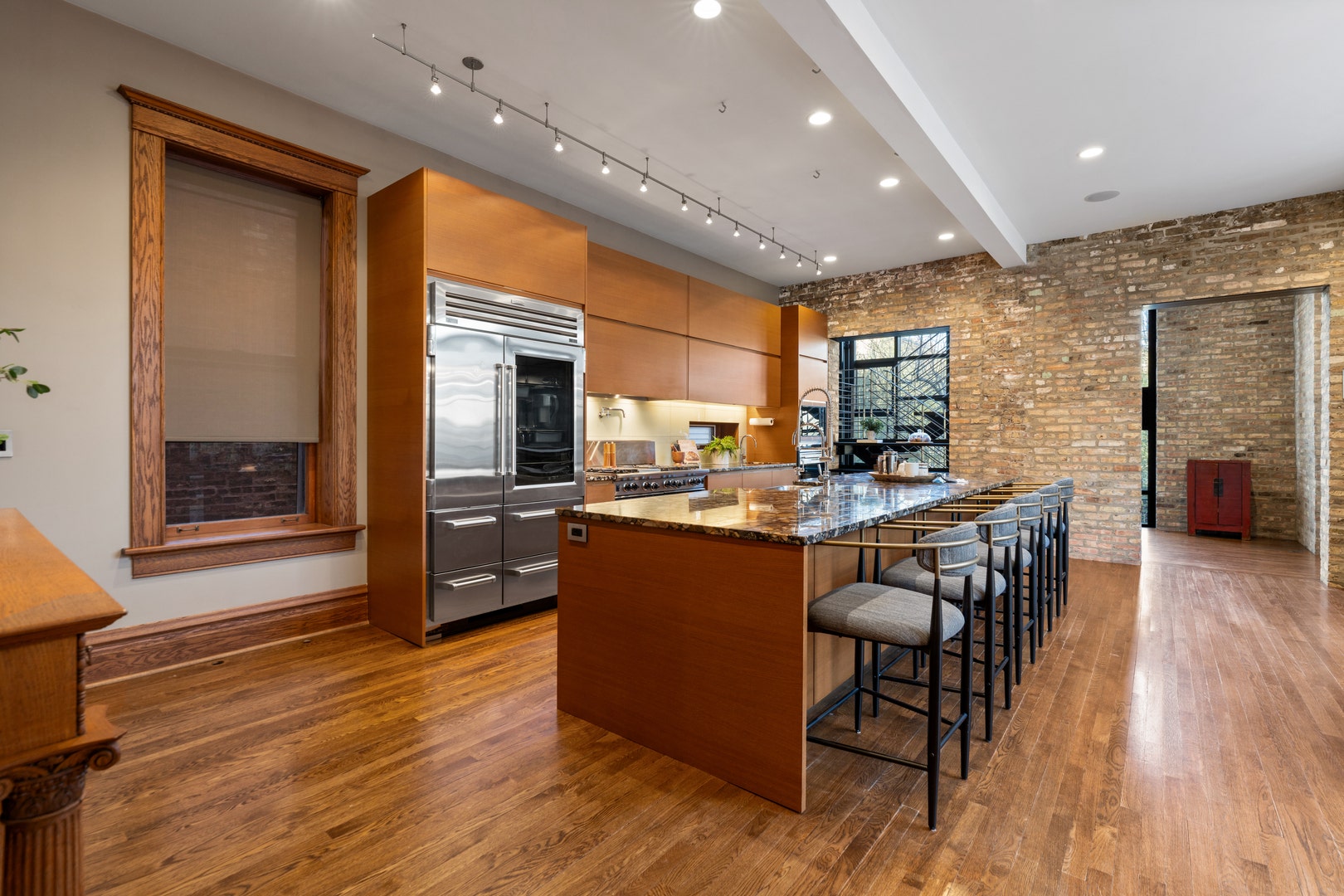 1646 N Leavitt Street, Chicago, IL 60647 1646 N Leavitt Street, Chicago, IL 60647