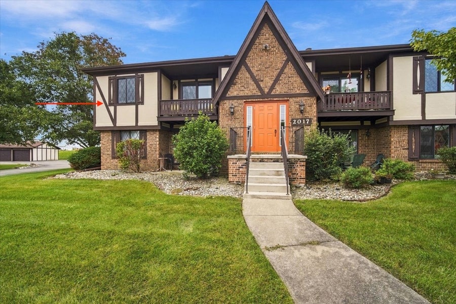 Property photo for 2017 Tracy Drive, #4, Bloomington, IL