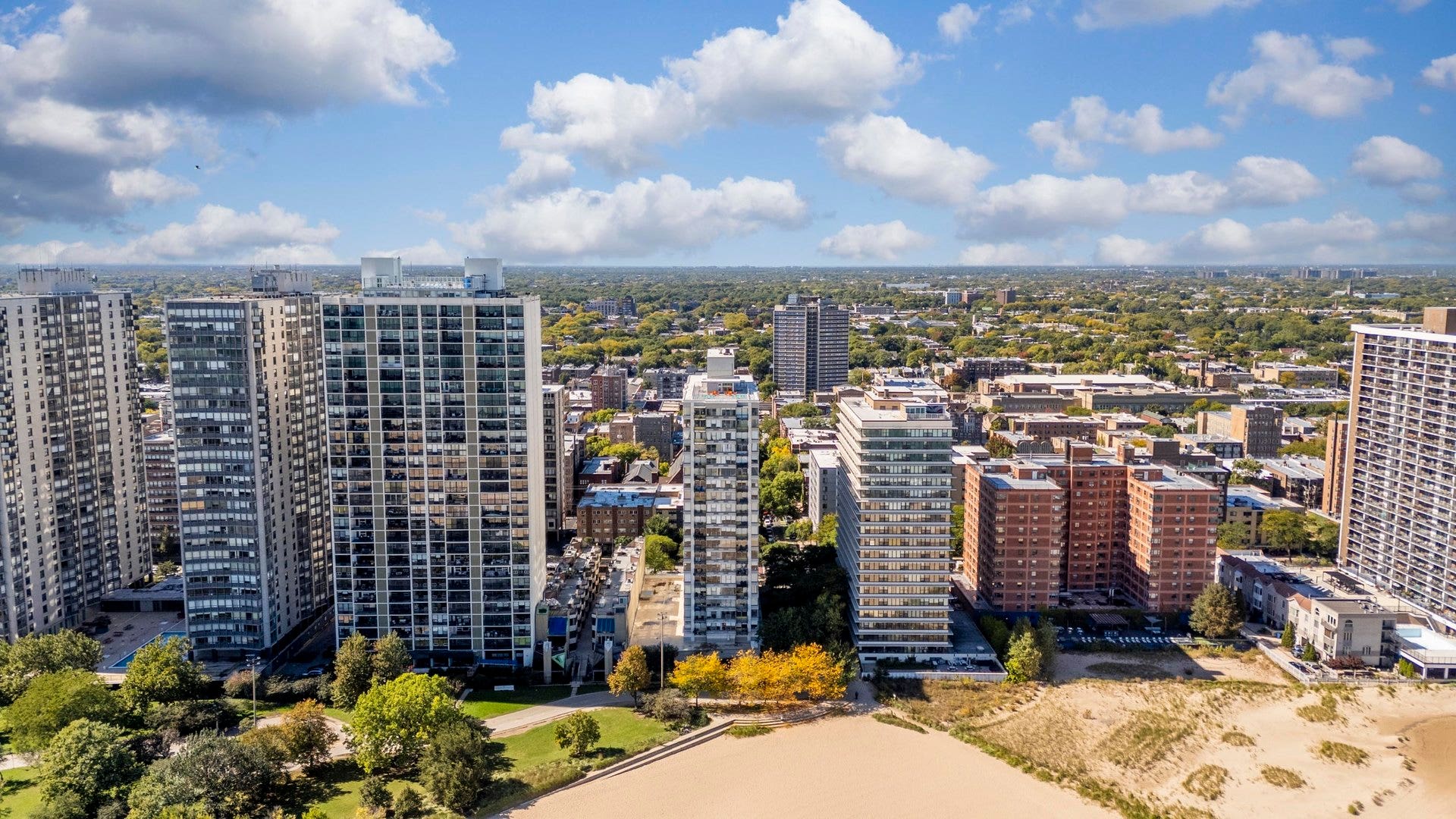 5757 N Sheridan Road, #19D, Chicago, IL 60660