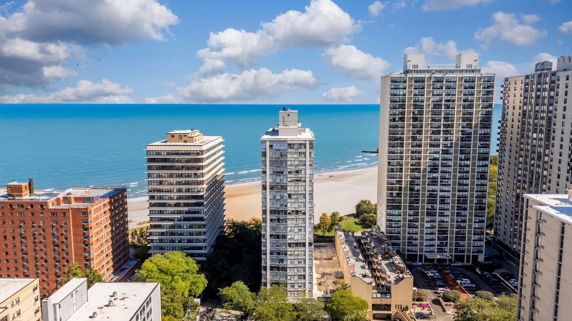 5757 N Sheridan Road, #19D, Chicago, IL 60660