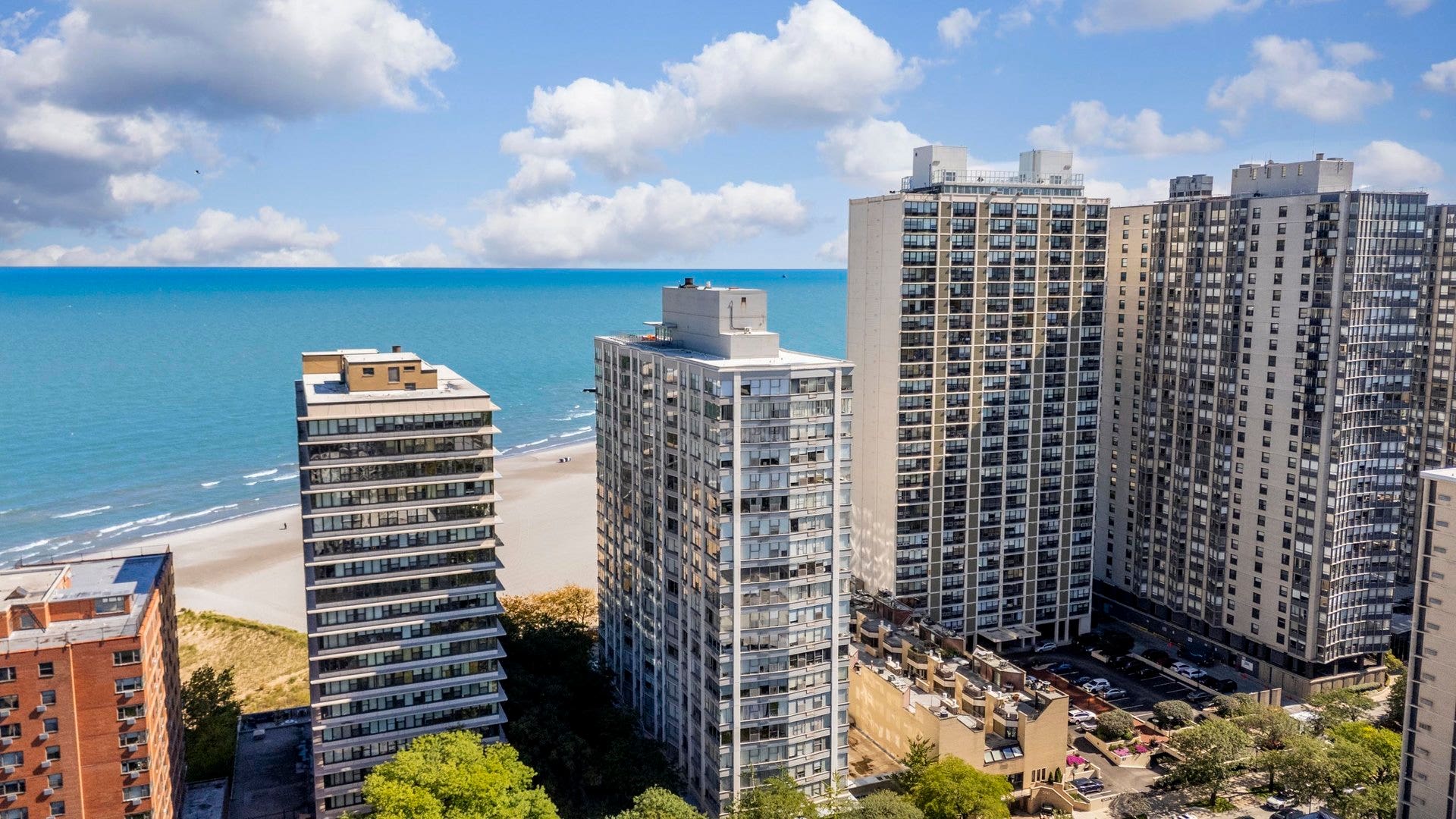 5757 N Sheridan Road, #19D, Chicago, IL 60660