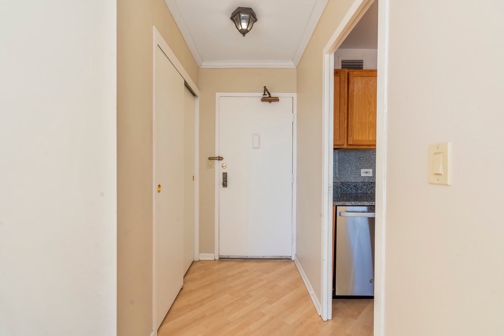 5757 N Sheridan Road, #19D, Chicago, IL 60660