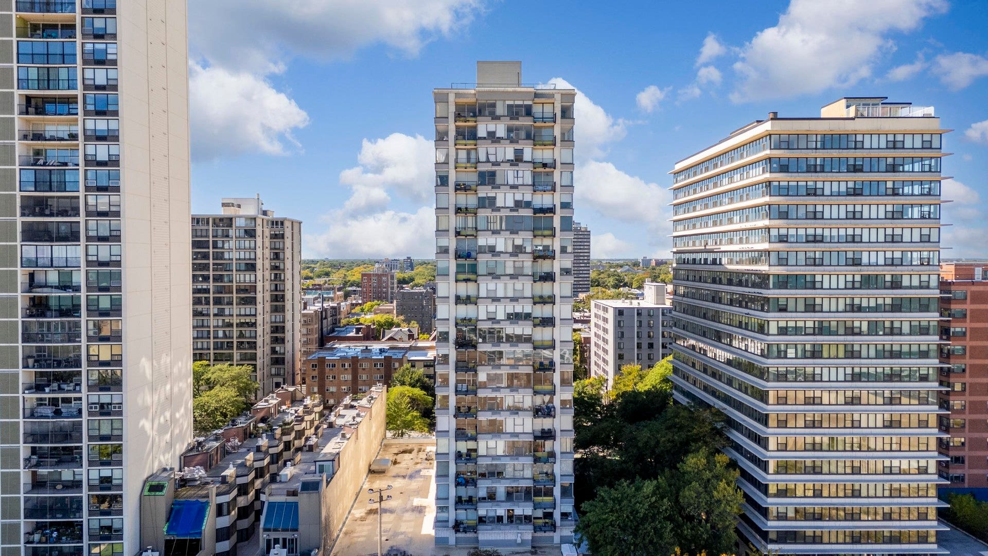 5757 N Sheridan Road, #19D, Chicago, IL 60660