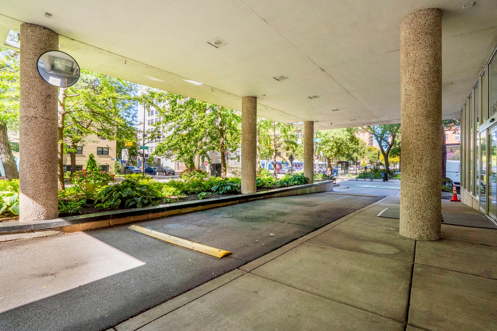 5757 N Sheridan Road, #19D, Chicago, IL 60660