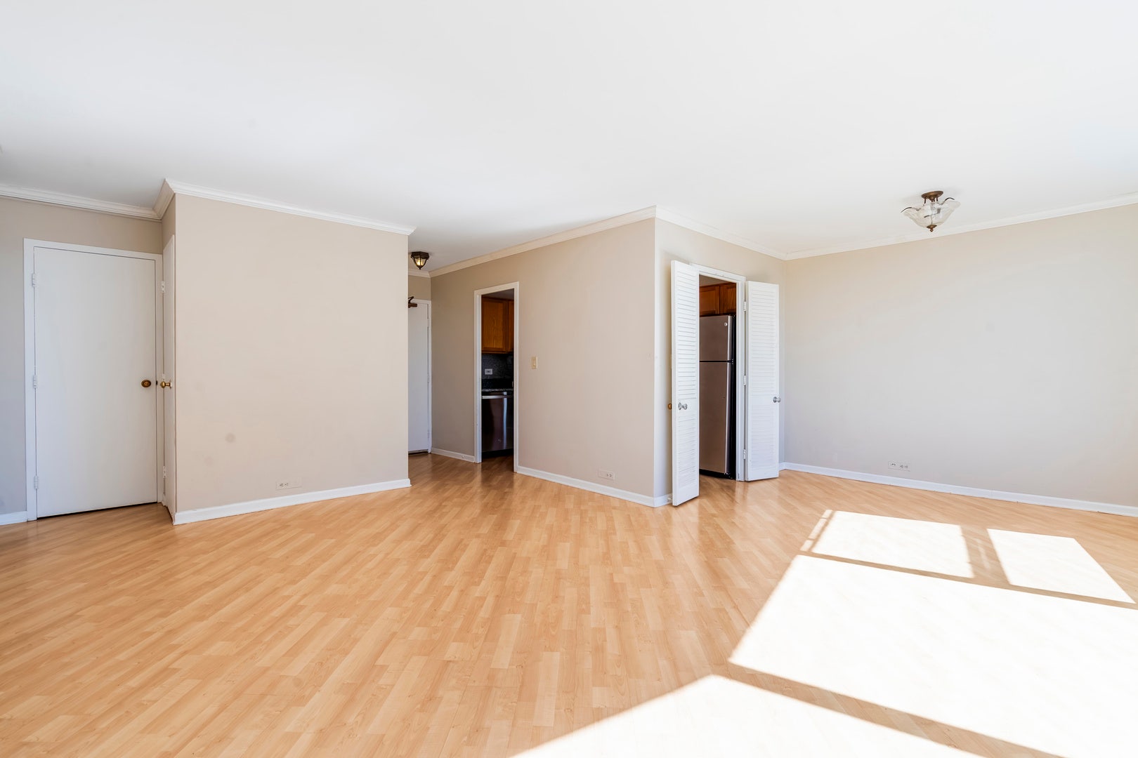 5757 N Sheridan Road, #19D, Chicago, IL 60660