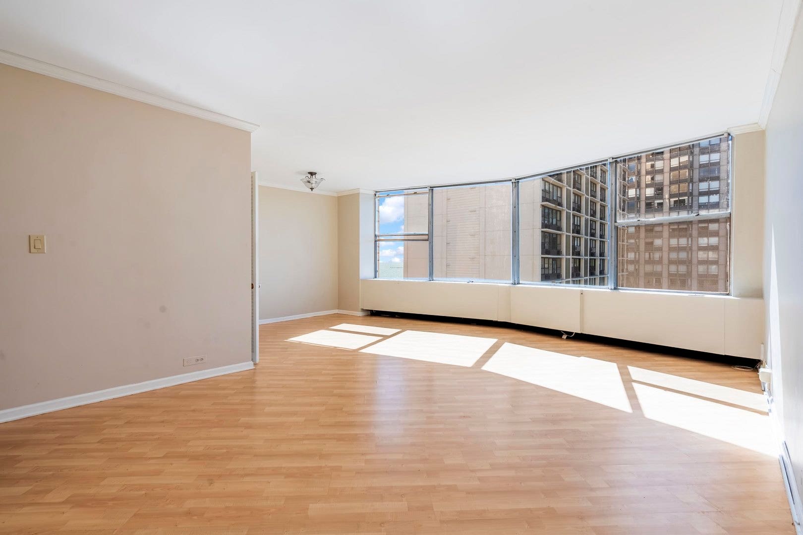 5757 N Sheridan Road, #19D, Chicago, IL 60660