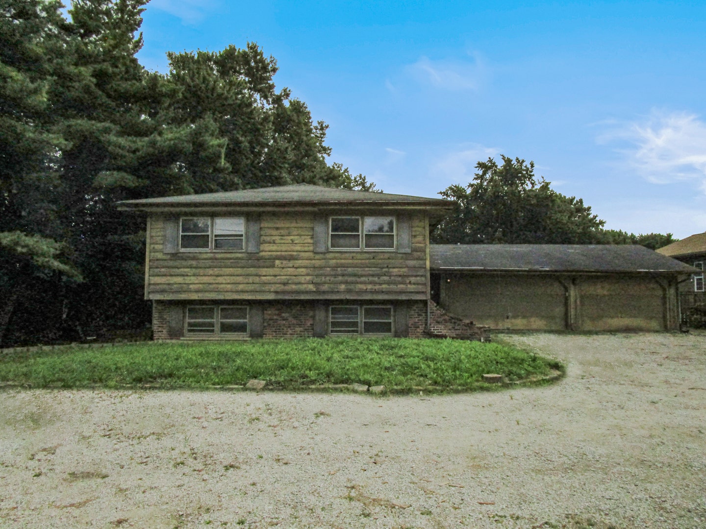 2659 Hobson Road, Downers Grove, IL 60516