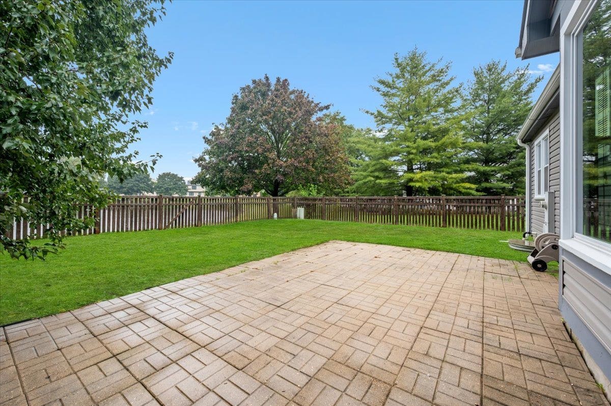 169 Park Meadow Lane, Bolingbrook, IL 60440 169 Park Meadow Lane, Bolingbrook, IL 60440