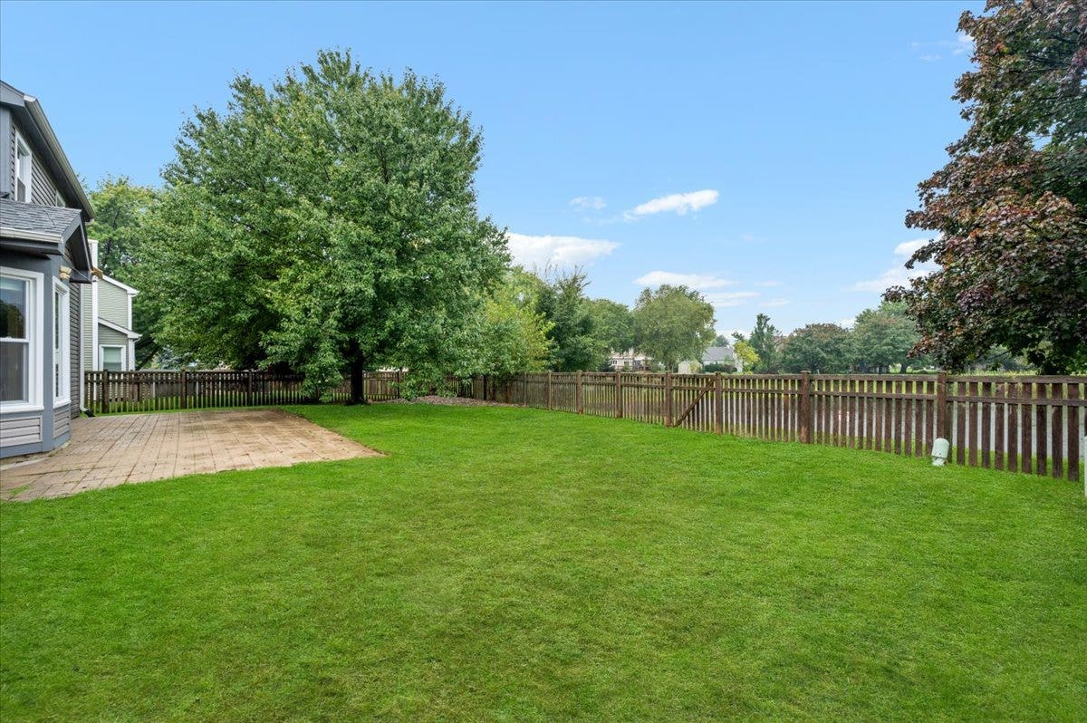 169 Park Meadow Lane, Bolingbrook, IL 60440 169 Park Meadow Lane, Bolingbrook, IL 60440