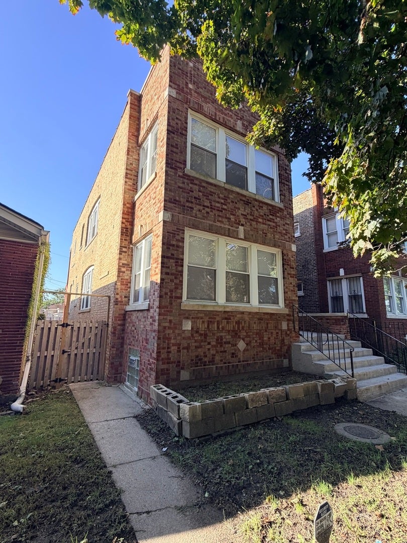 Property photo for 839 E 87th Place, #1, Chicago, IL