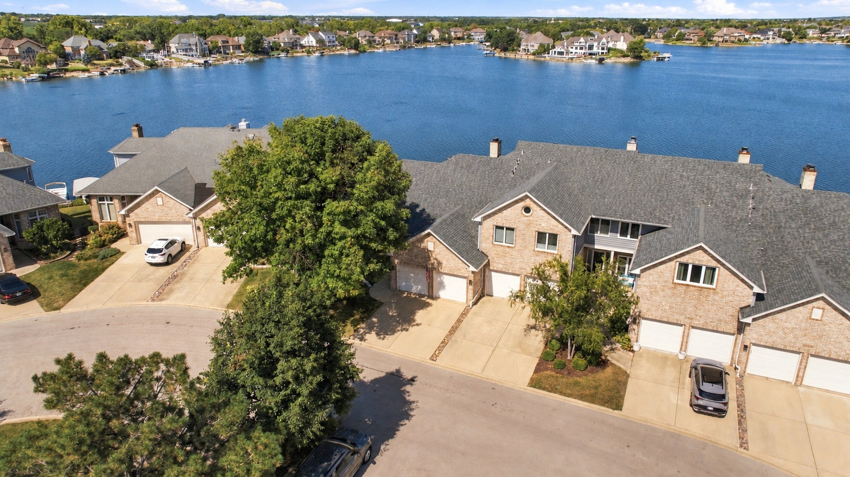 23102 Lacroix Lane, Plainfield, IL 60544 23102 Lacroix Lane, Plainfield, IL 60544