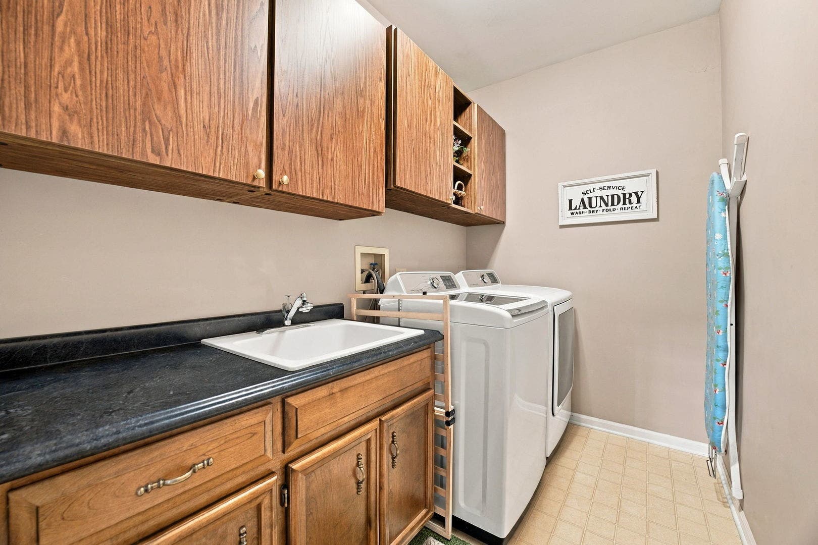 23102 Lacroix Lane, Plainfield, IL 60544 23102 Lacroix Lane, Plainfield, IL 60544