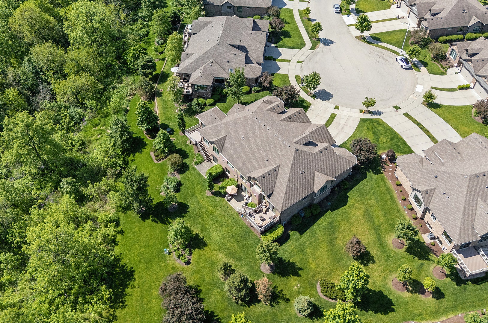 11251 Pinecrest Court, Orland Park, IL 60467