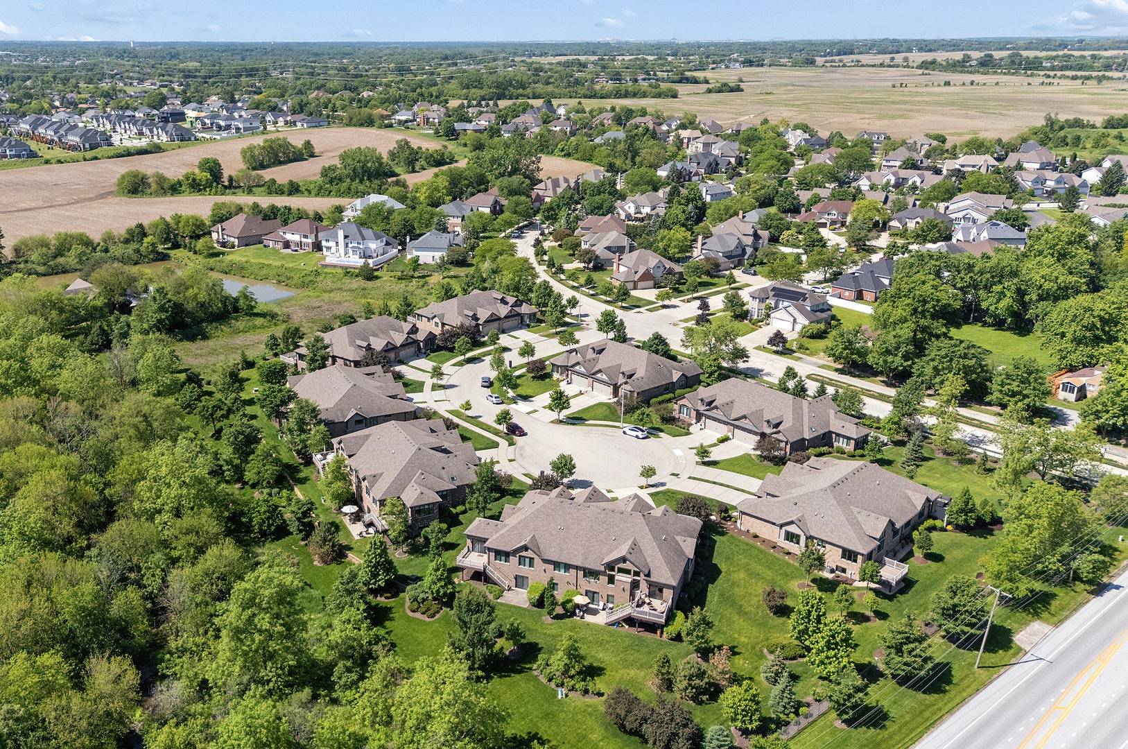 11251 Pinecrest Court, Orland Park, IL 60467