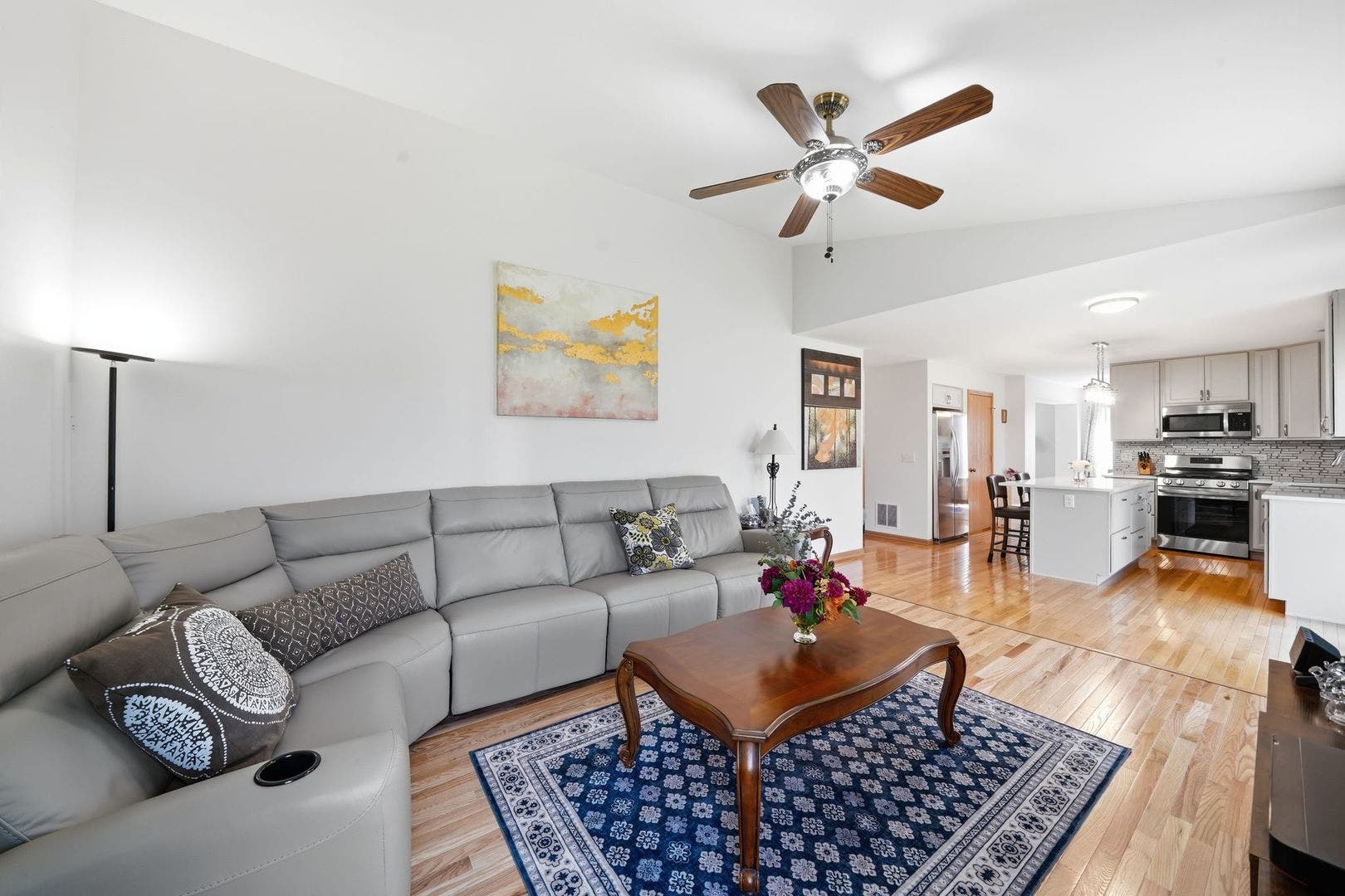 390 Deering Lane, Bolingbrook, IL 60440