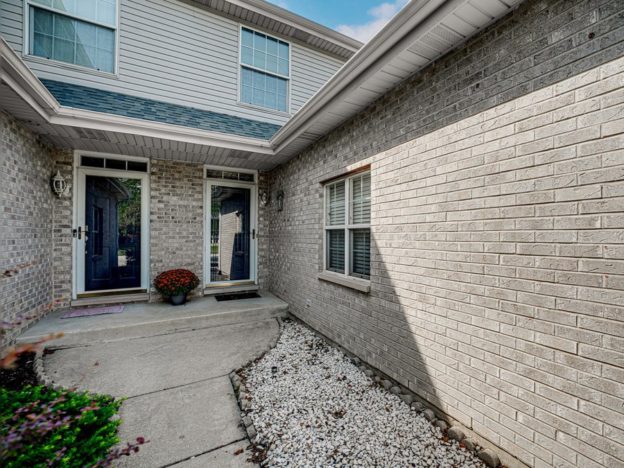 Property photo for 16612 Knottingwood Avenue, Oak Forest, IL
