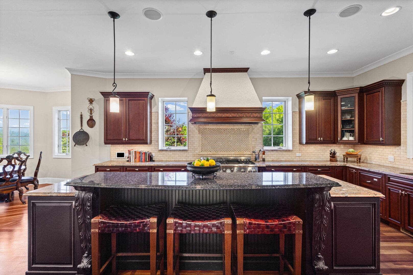 594-A N Plum Tree Road, Barrington, IL 60010