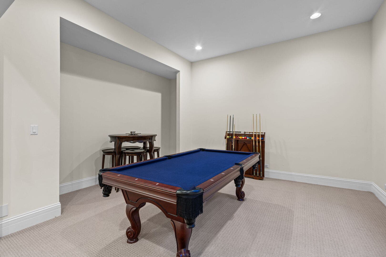 594-A N Plum Tree Road, Barrington, IL 60010