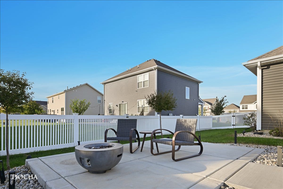 1205 Legacy Pointe Boulevard, Joliet, IL 60431