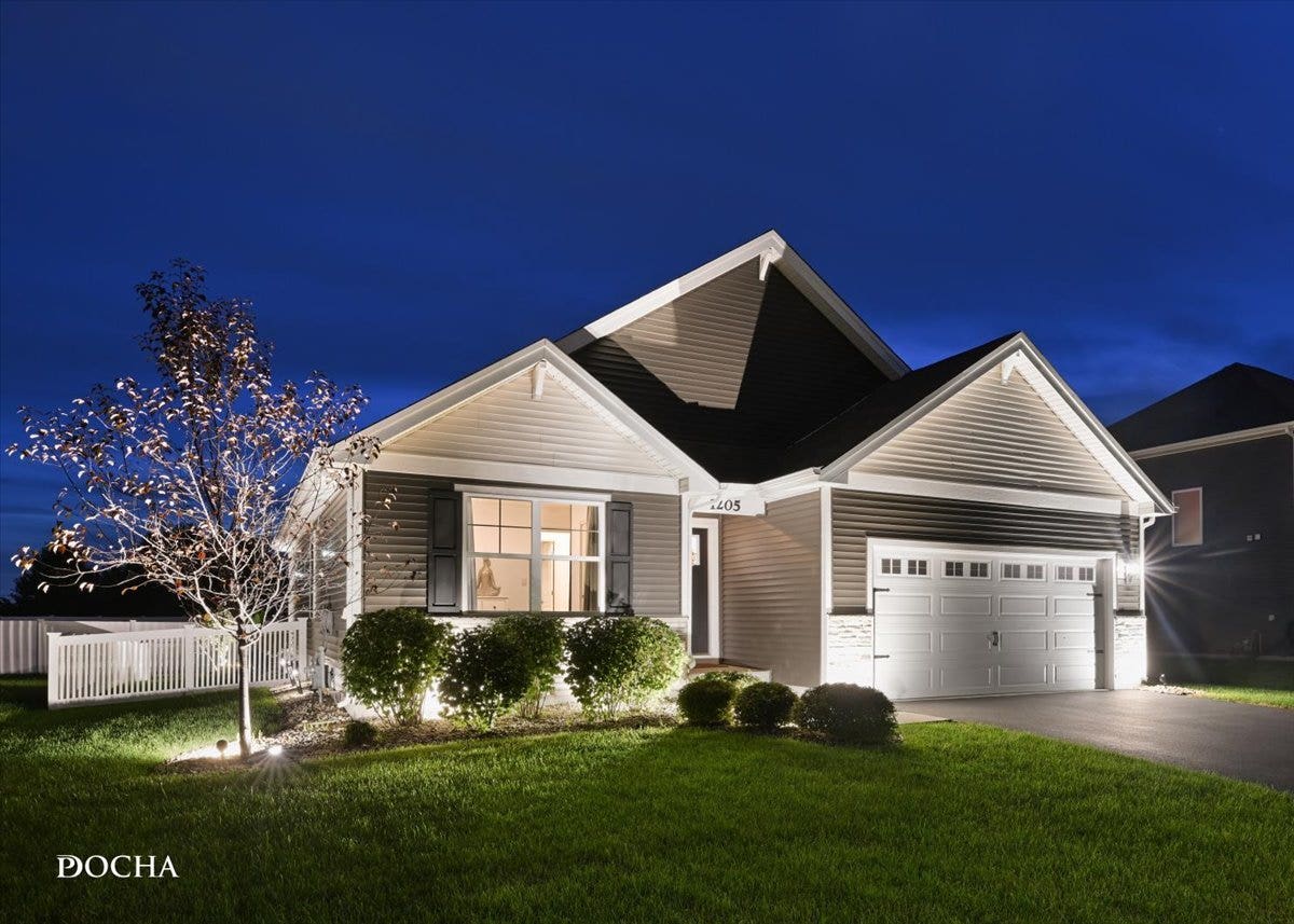 1205 Legacy Pointe Boulevard, Joliet, IL 60431