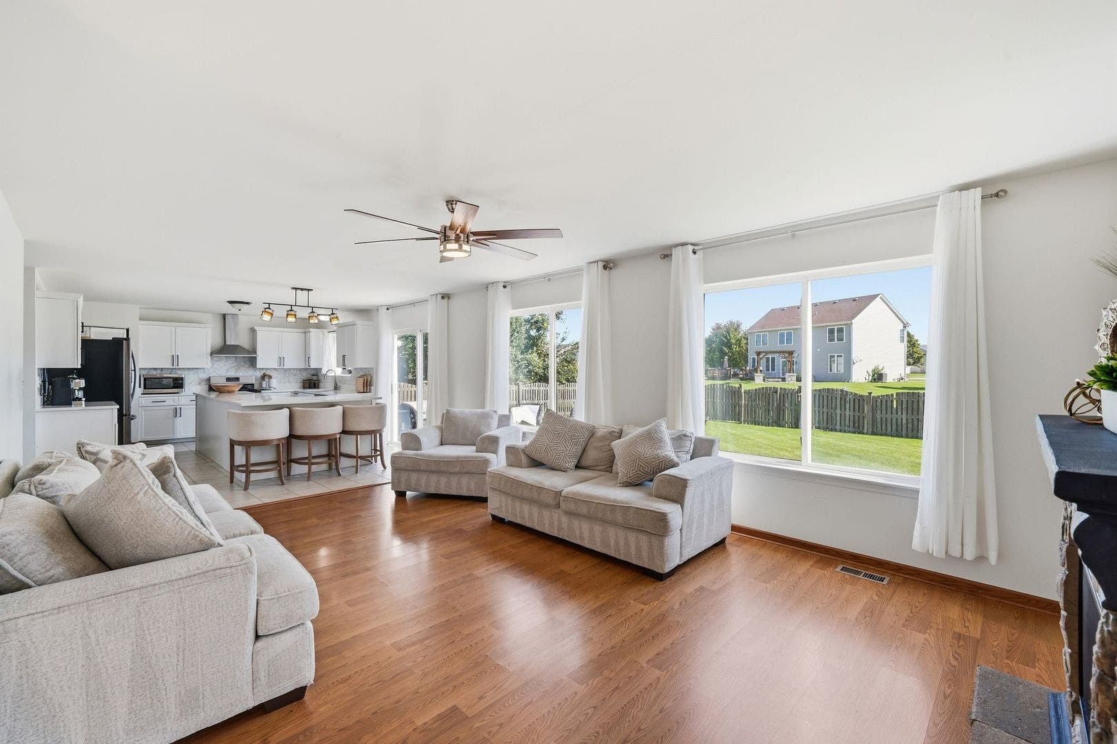 706 Silver Fox Drive, Joliet, IL 60431 706 Silver Fox Drive, Joliet, IL 60431