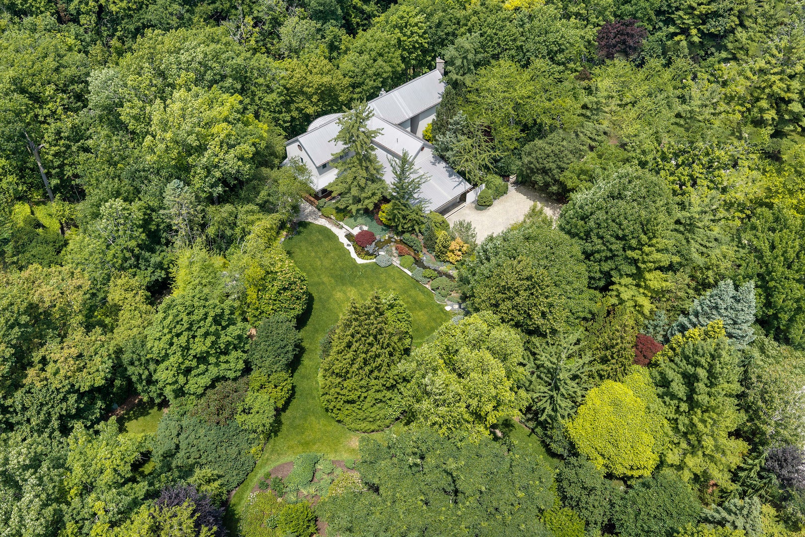 11 Rockgate Lane, Glencoe, IL 60022 11 Rockgate Lane, Glencoe, IL 60022