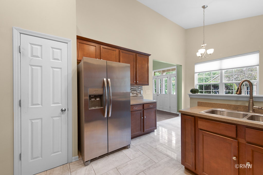 981 Oak Ridge Boulevard, Elgin, IL 60120