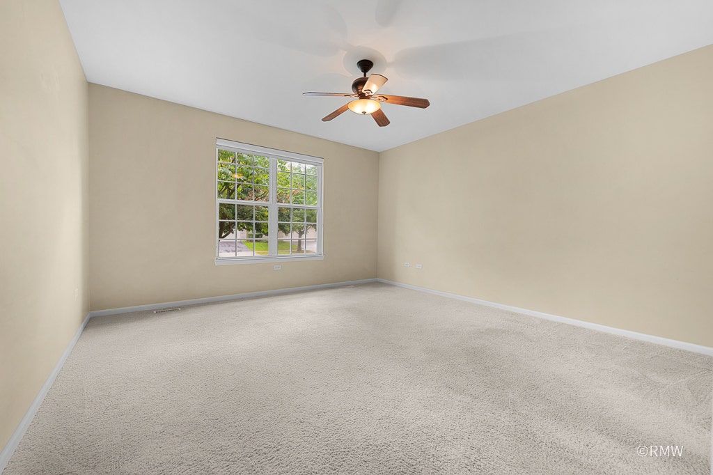 981 Oak Ridge Boulevard, Elgin, IL 60120