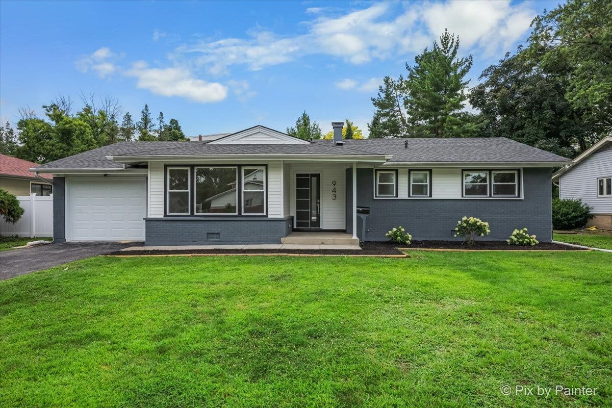 943 Oxford Street, Downers Grove, IL 60516 943 Oxford Street, Downers Grove, IL 60516