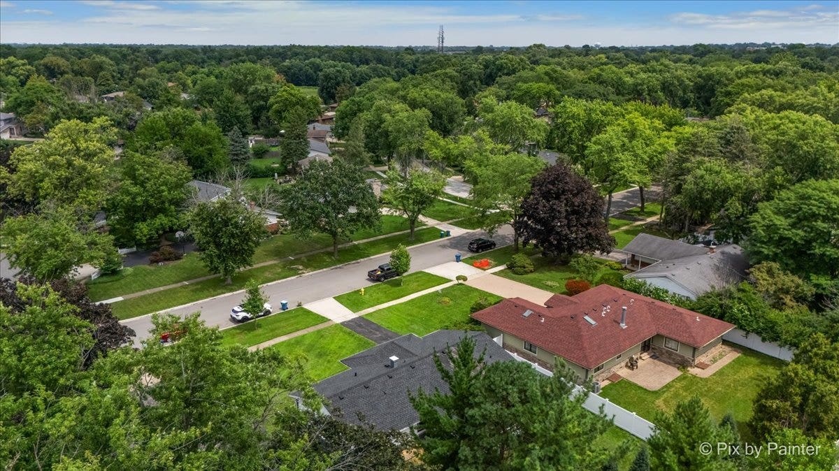 943 Oxford Street, Downers Grove, IL 60516 943 Oxford Street, Downers Grove, IL 60516