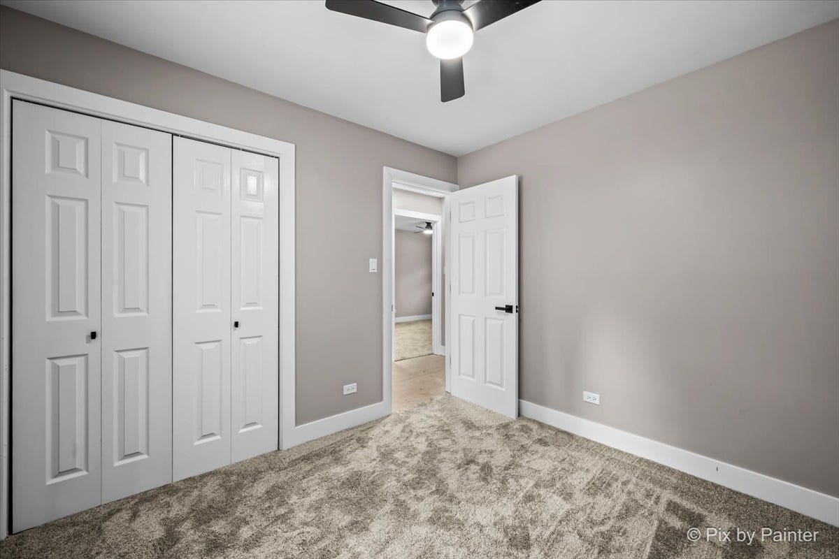 943 Oxford Street, Downers Grove, IL 60516 943 Oxford Street, Downers Grove, IL 60516