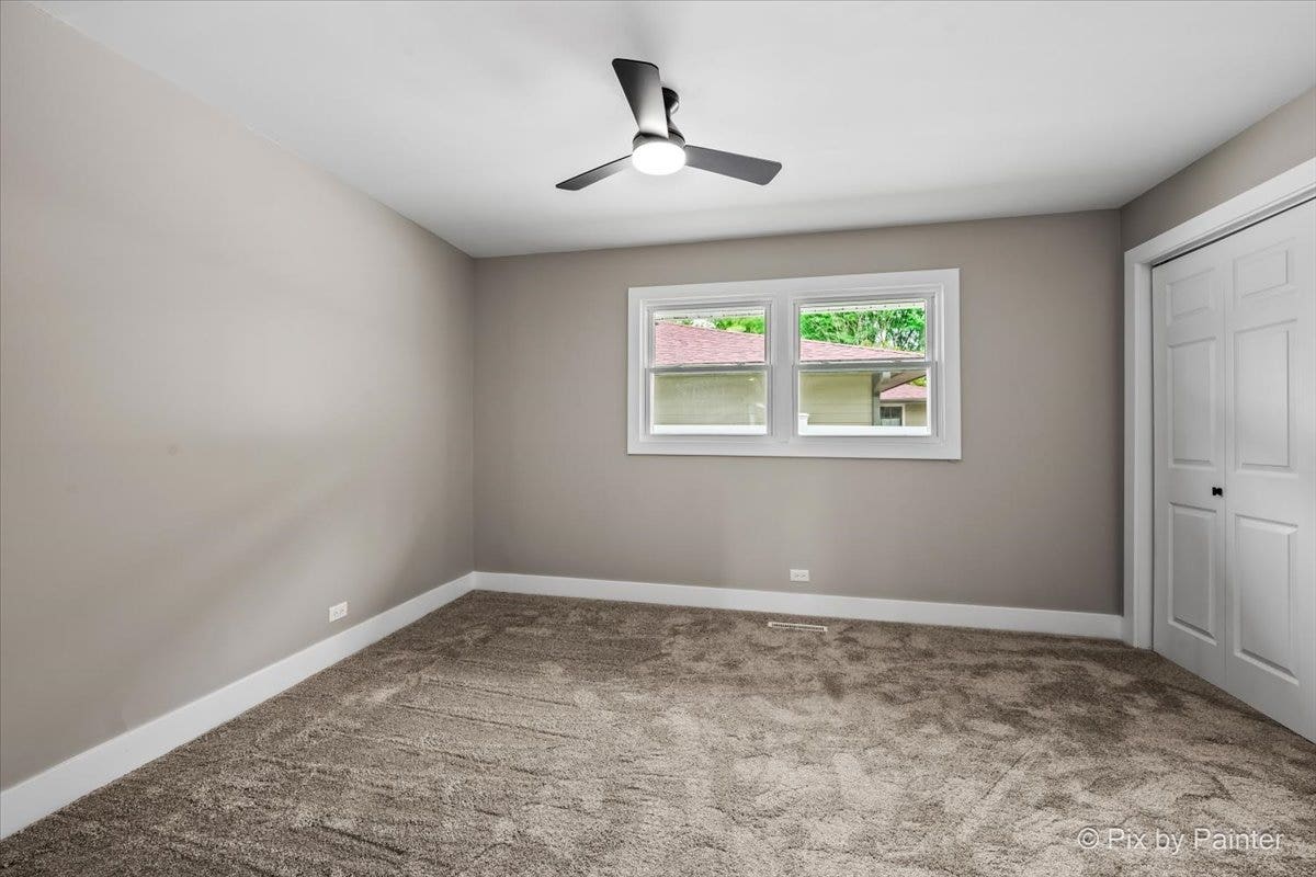 943 Oxford Street, Downers Grove, IL 60516 943 Oxford Street, Downers Grove, IL 60516