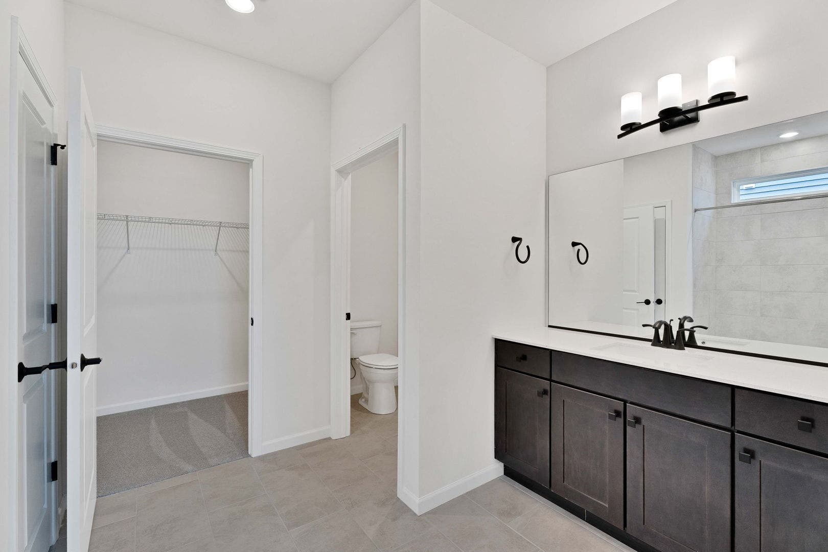 3264 Mallory Creek Lane, Aurora, IL 60503 3264 Mallory Creek Lane, Aurora, IL 60503
