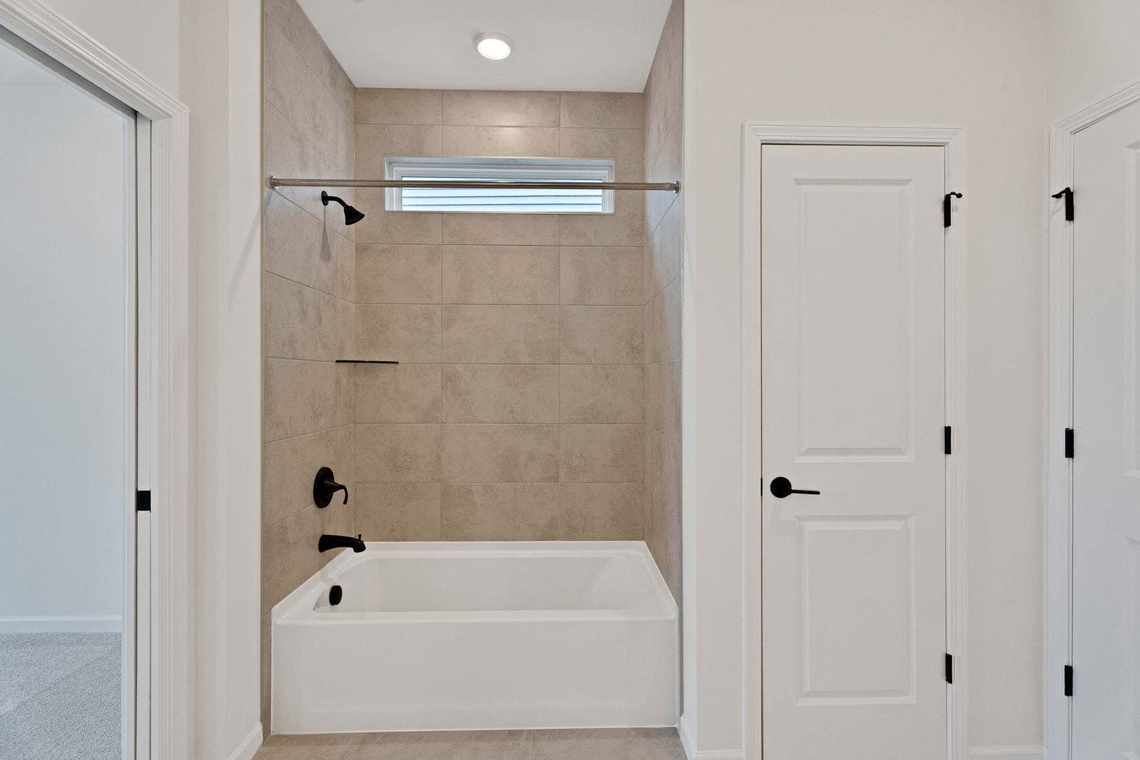 3264 Mallory Creek Lane, Aurora, IL 60503 3264 Mallory Creek Lane, Aurora, IL 60503