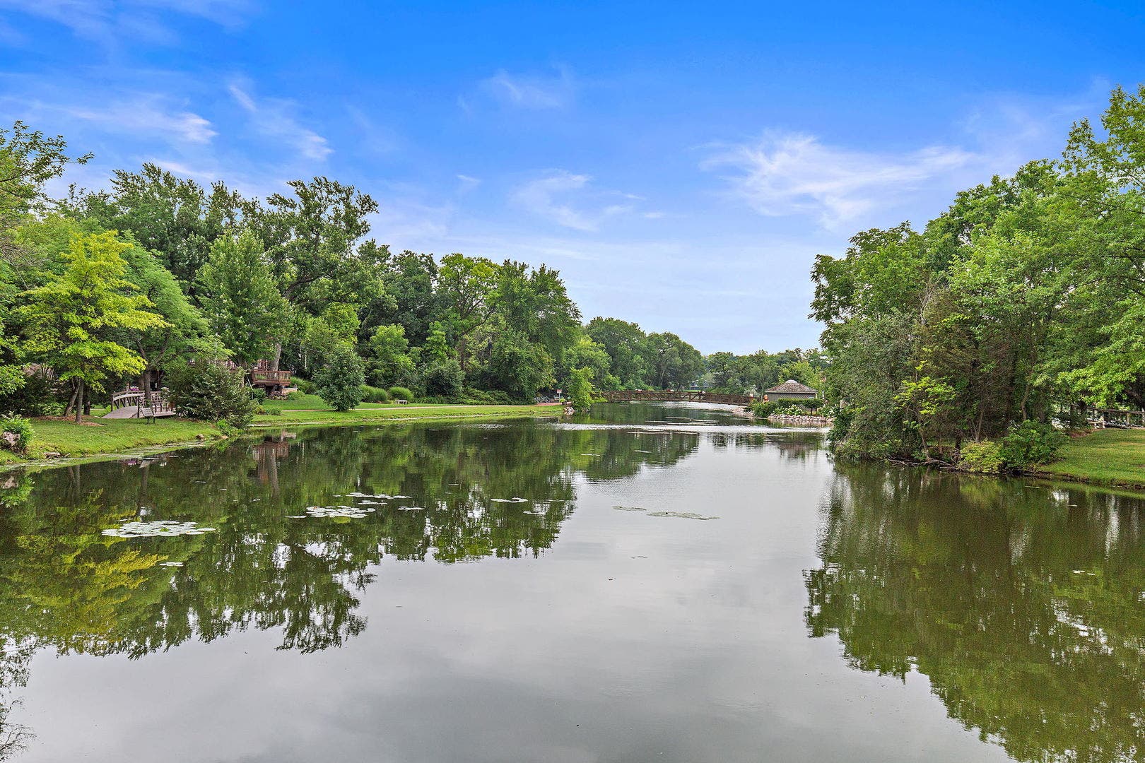 26709 W Leon Drive, Tower Lakes, IL 60010 26709 W Leon Drive, Tower Lakes, IL 60010