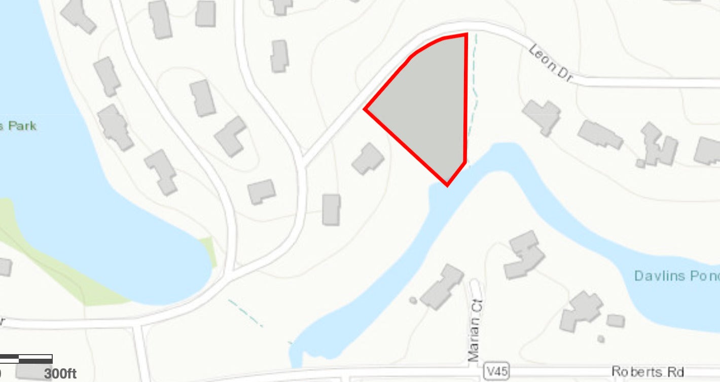 26709 W Leon Drive, Tower Lakes, IL 60010 26709 W Leon Drive, Tower Lakes, IL 60010