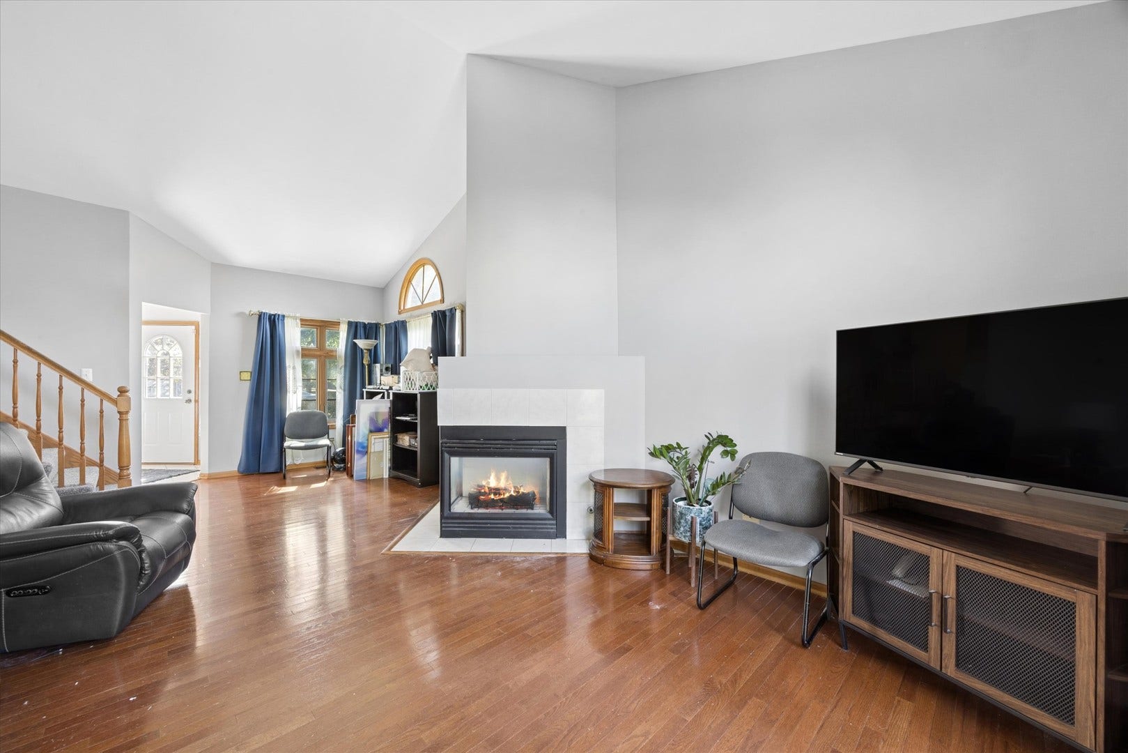 7116 168th Street, Tinley Park, IL 60477 7116 168th Street, Tinley Park, IL 60477