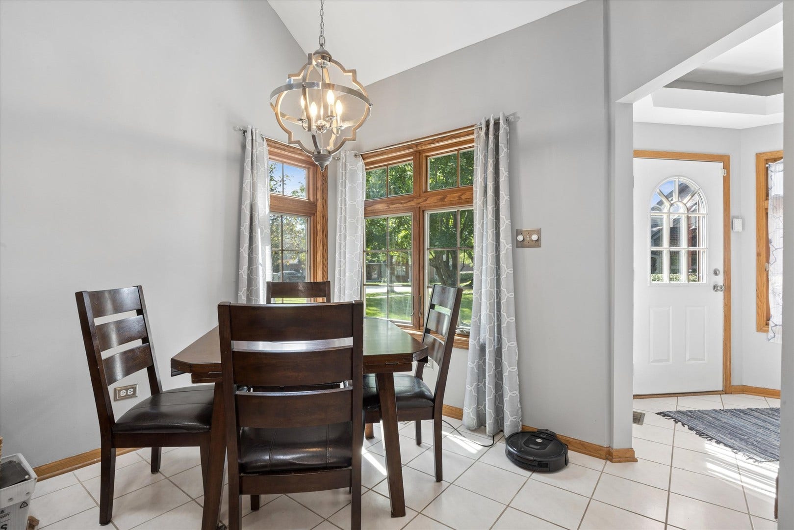7116 168th Street, Tinley Park, IL 60477 7116 168th Street, Tinley Park, IL 60477