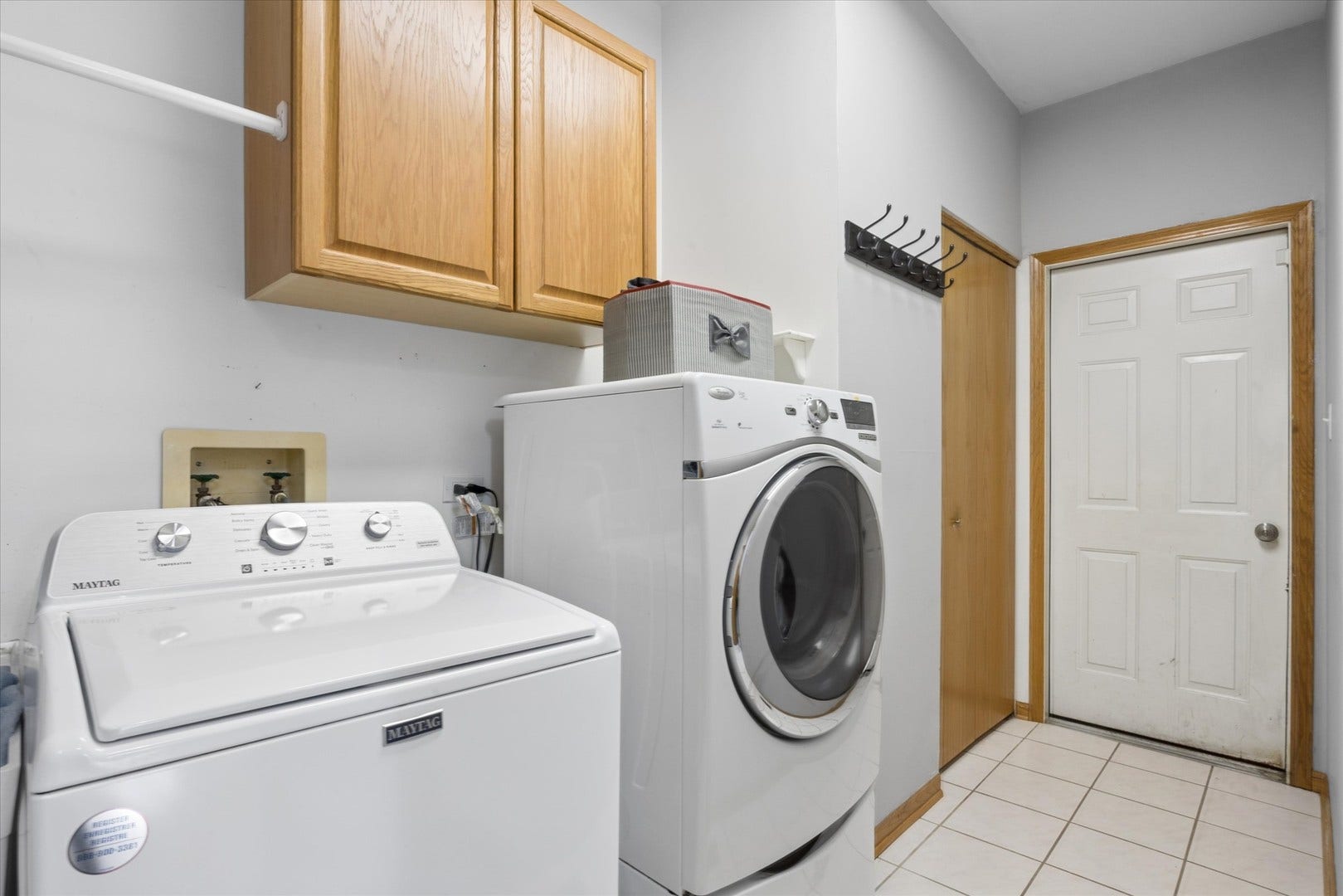 7116 168th Street, Tinley Park, IL 60477 7116 168th Street, Tinley Park, IL 60477