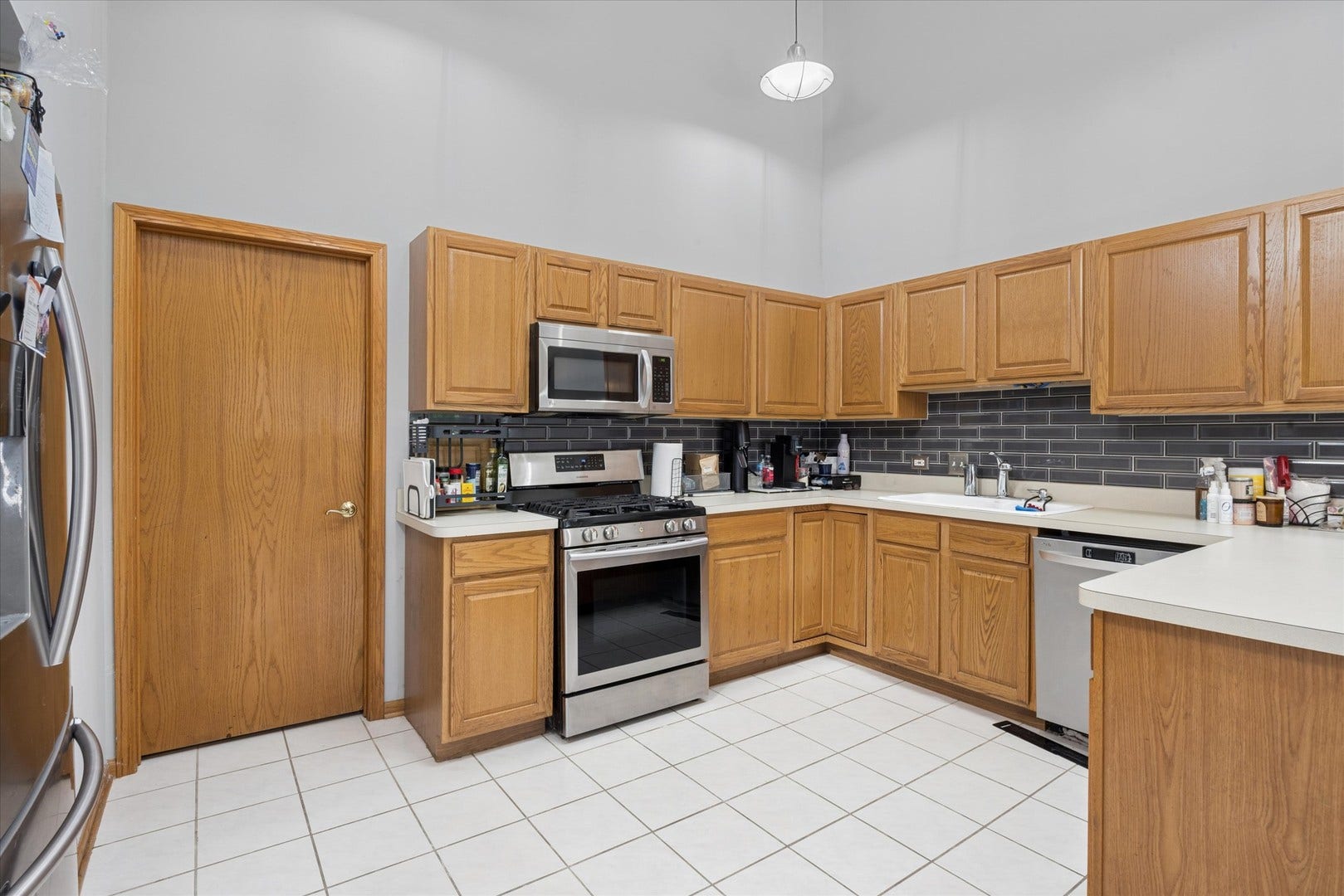 7116 168th Street, Tinley Park, IL 60477 7116 168th Street, Tinley Park, IL 60477