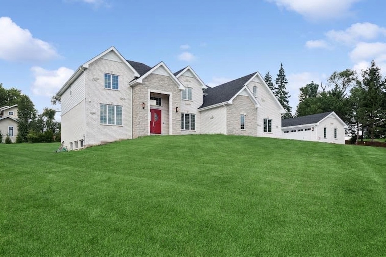 15240 108th. Avenue, Orland Park, IL 60467