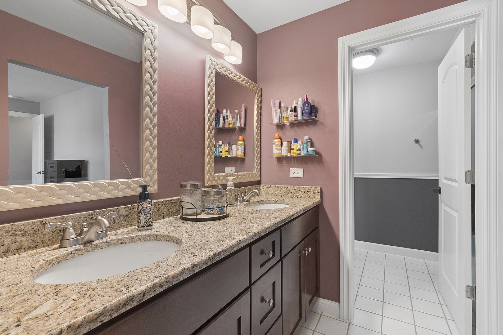12908 Mill Drive E, #B2, Palos Park, IL 60464