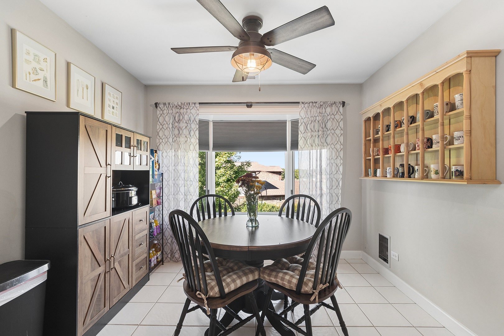 12908 Mill Drive E, #B2, Palos Park, IL 60464
