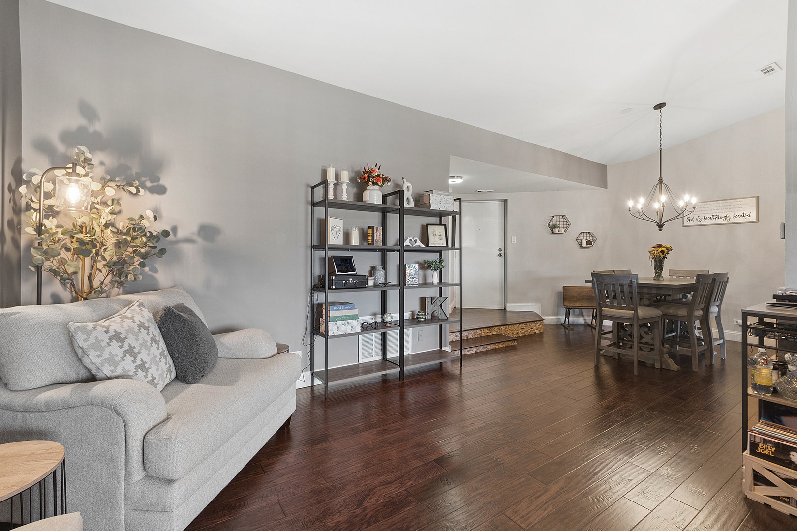 12908 Mill Drive E, #B2, Palos Park, IL 60464