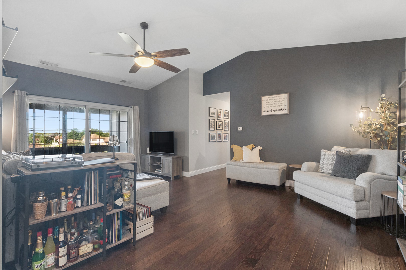 12908 Mill Drive E, #B2, Palos Park, IL 60464